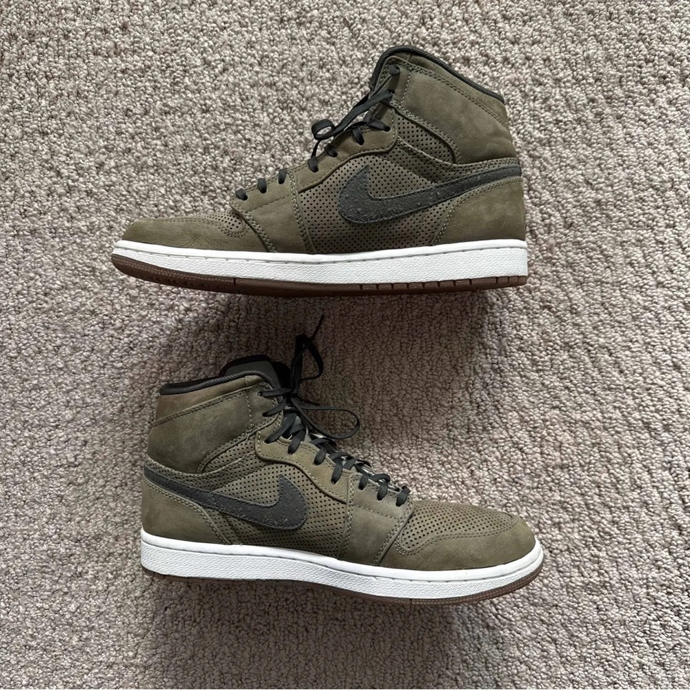 Nike Air Jordan 1 Retro Hi Premier 'Urban Haze' - Picture 2 of 8